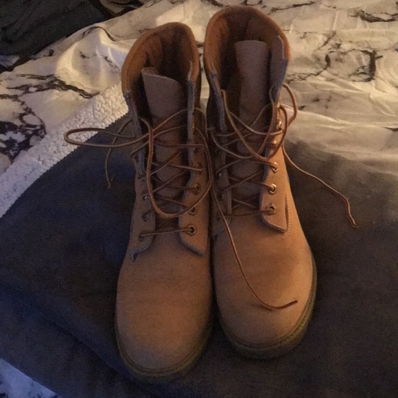 Timberland boots - Picture 1 of 10
